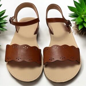 Girls Brown Sandals Hook-and-loop Fastener Strap Flats Size: 34EU (2 kids)
